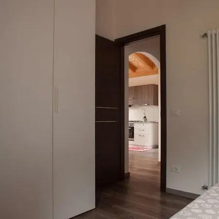 Campiano Apartament *